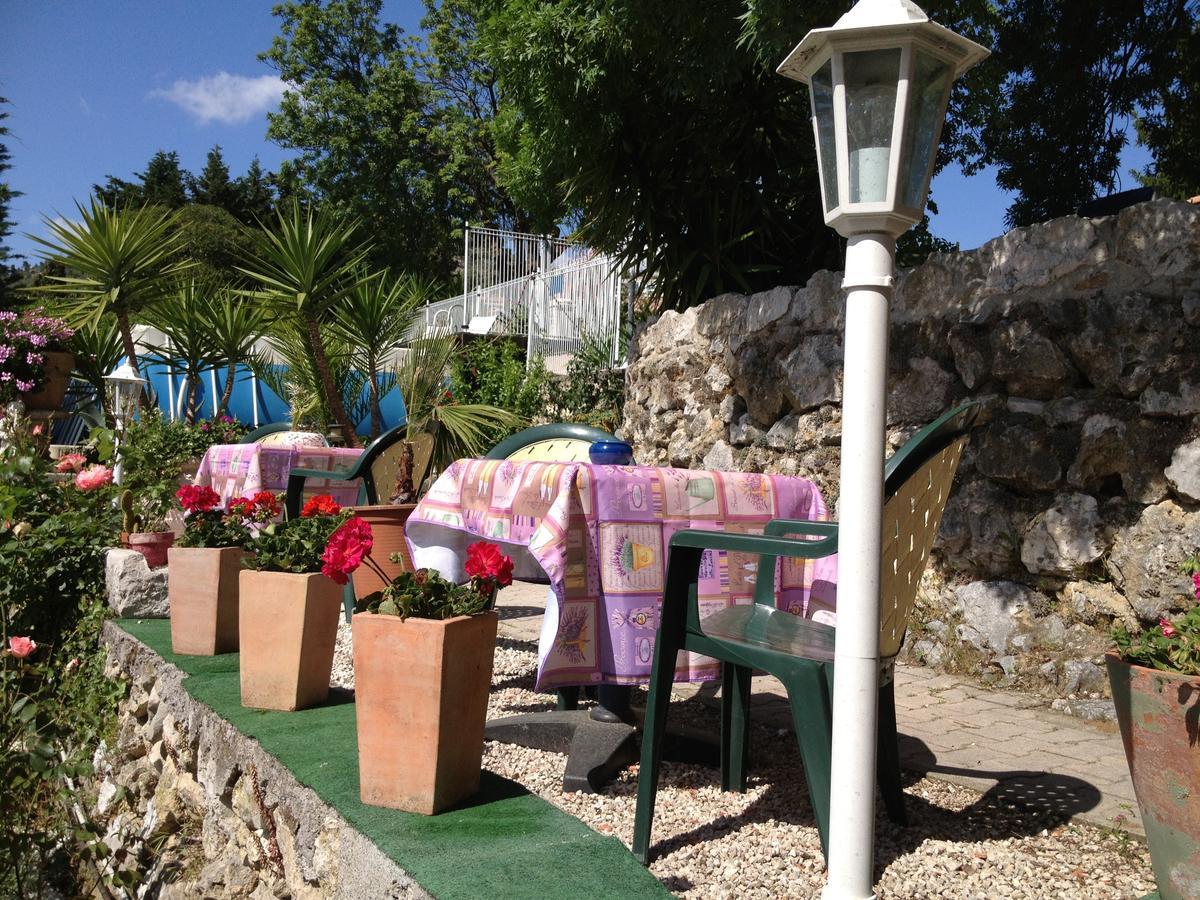 Hostellerie Aspremont Kültér fotó